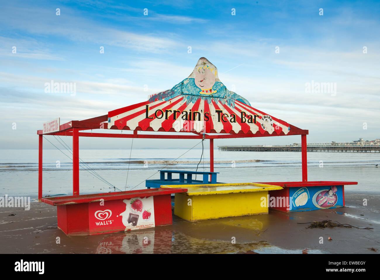 Weston Super Mare, Somerset, UK, the beach in winter, Lorraine's Tea