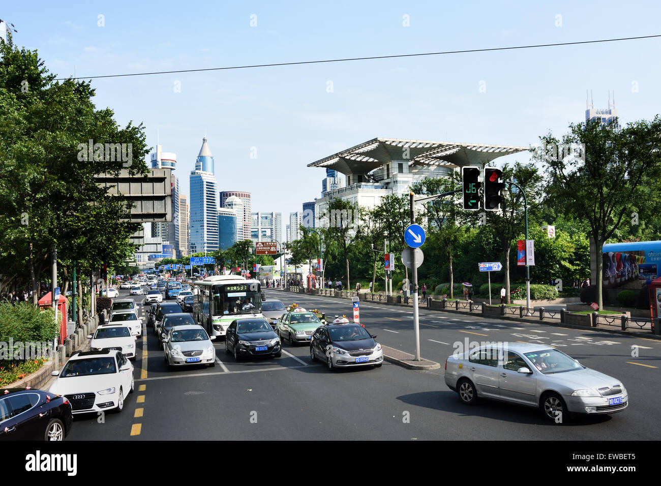 Traffic shanghai city peoples square hi-res stock photography and ...