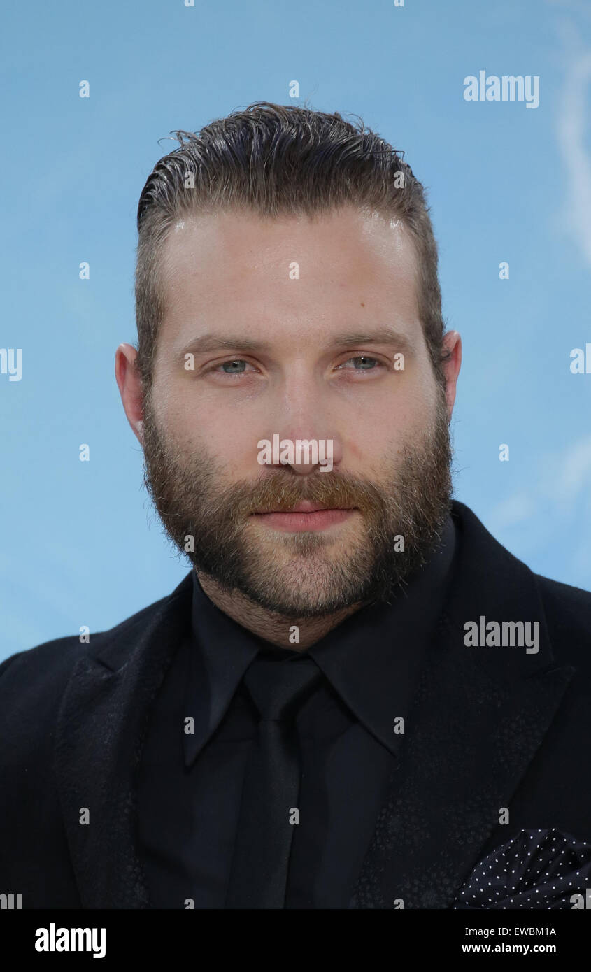 Berlin, Germany. 21st June, 2015. Actor Jai Courtney arrives to the European premiere of the film 'Terminator Genisys' in Berlin, Germany, 21 June 2015. Photo: Joerg Carstensen/dpa/Alamy Live News Stock Photo