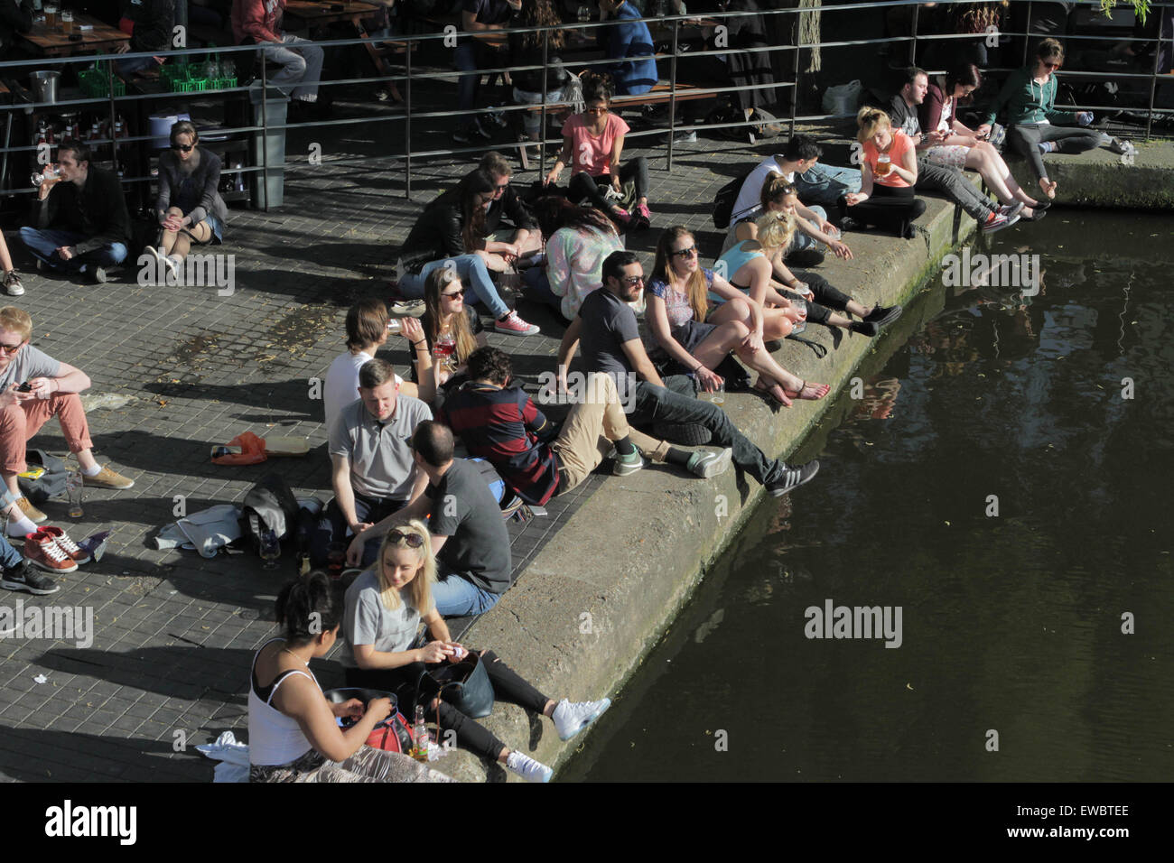 People enjoy the hot spring weather in Camden Town and Regents Park