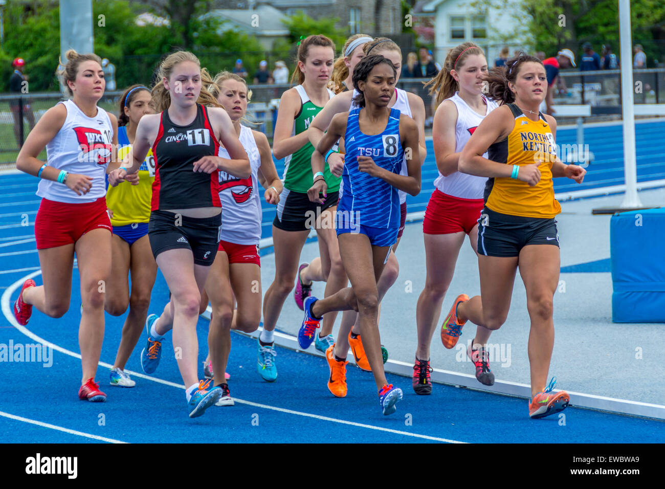 Foot race for women at the Kentucky Relays.  This was held at the University of Kentucky with outdoor track and field Stock Photo