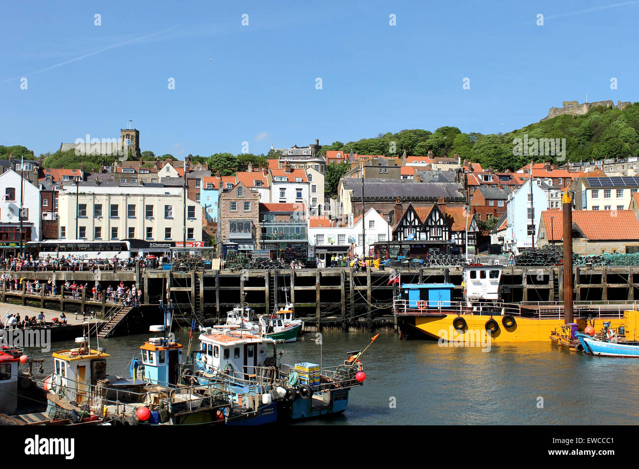 SCARBOROUGH, NORTH YORKSHIRE, ENGLAND - 19th May 2014: Scarborough town and harbor seaside resort on the 19th of May 2014. This Stock Photo
