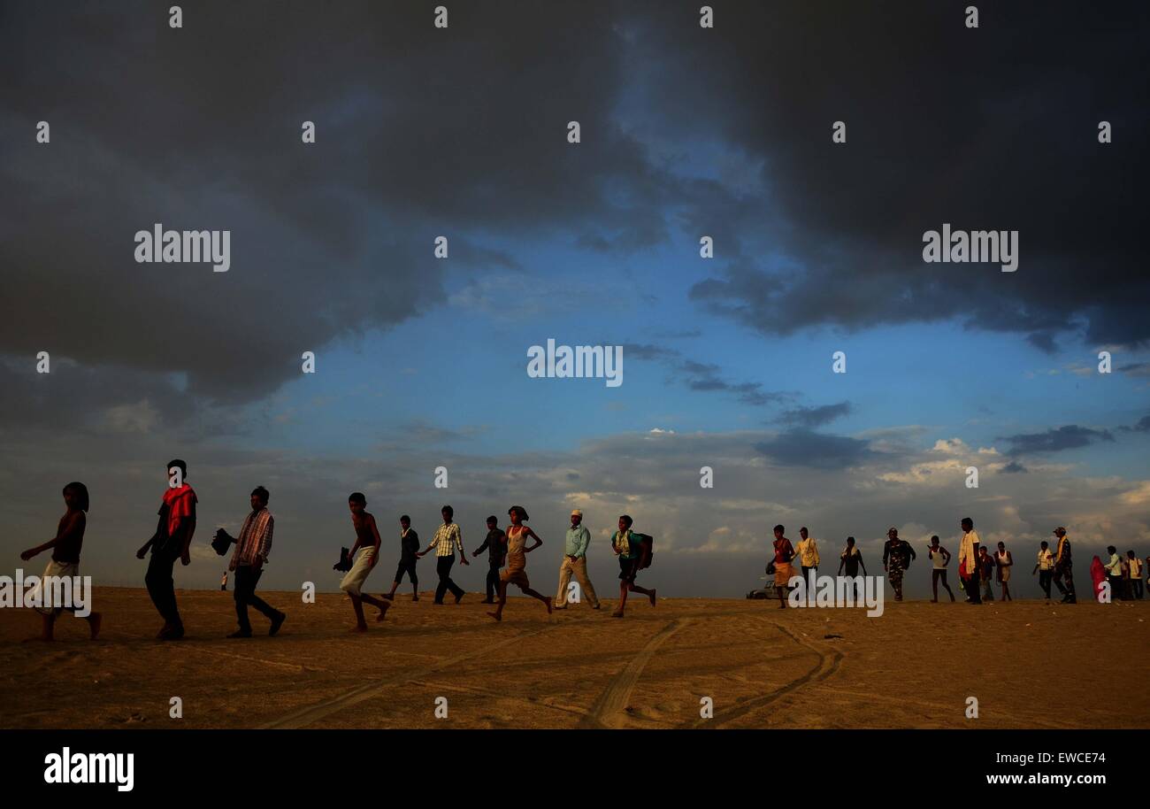 India monsoon cloud hi-res stock photography and images - Alamy India monsoon cloud hi-res stock photography and images - Alamy