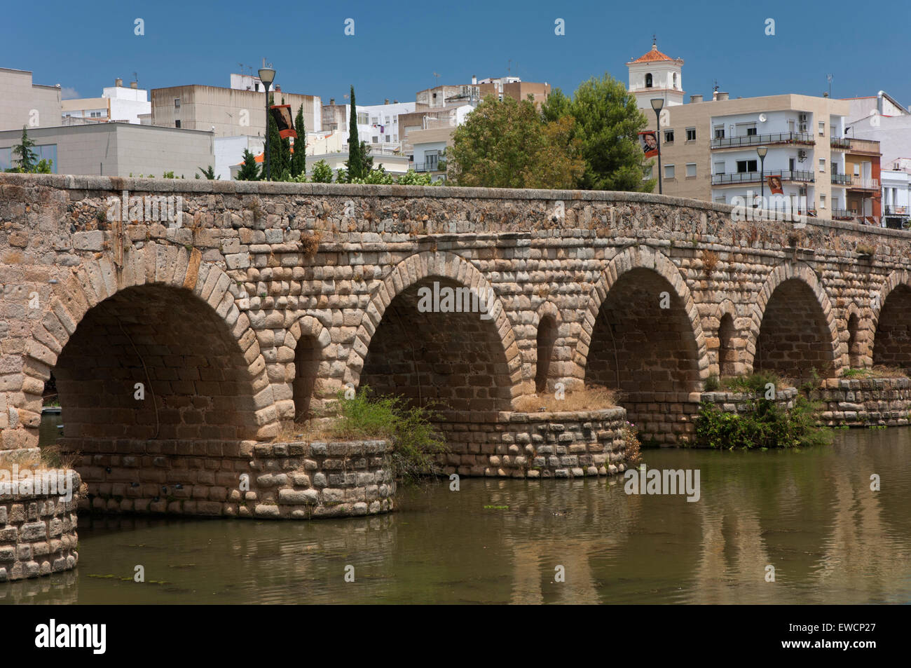 Roman bridge over the Guadiana river, Merida, Badajoz province, Region of Extremadura, Spain, Europe Stock Photo