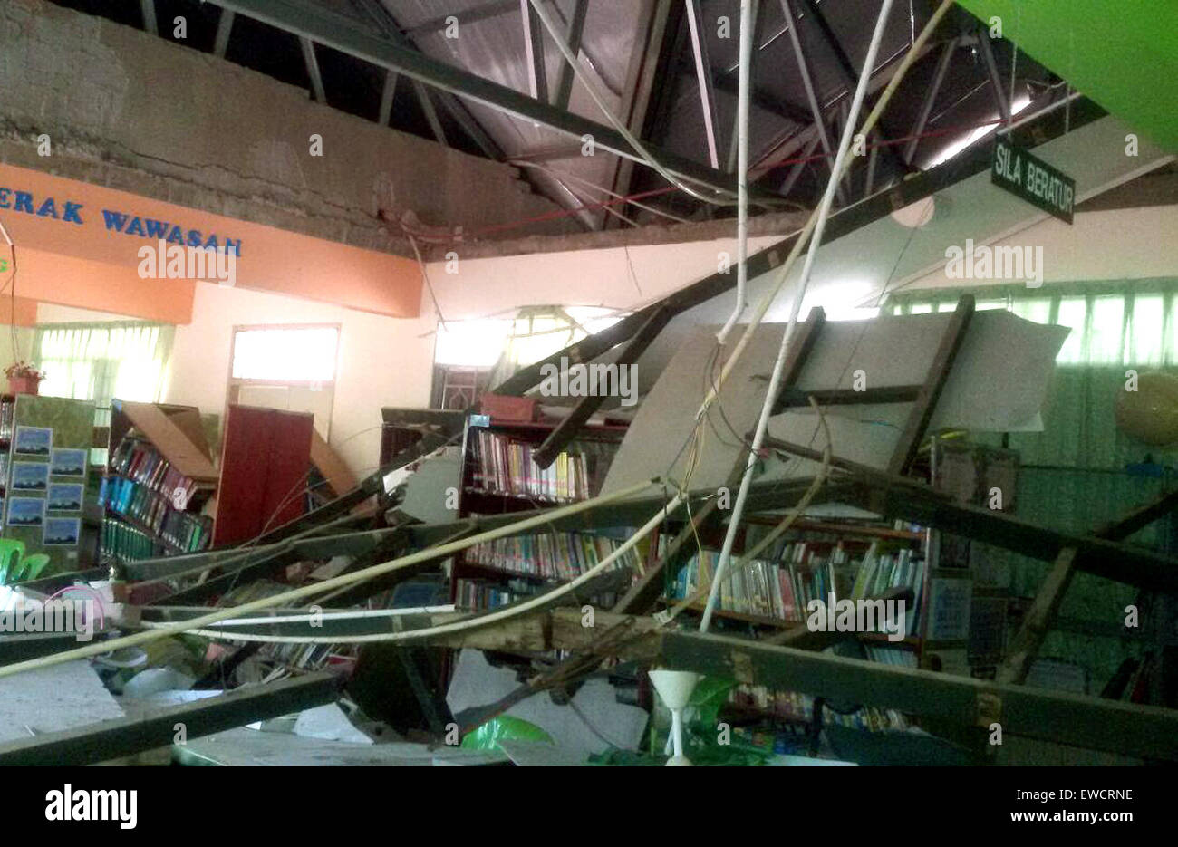 (150623) -- SABAH (MALAYSIA), June 23, 2015 (Xinhua) -- The photo taken on June 23, 2015 shows the collapsed ceiling of a school in Sabah state of Malaysia. A 3.5-magnitude aftershock occurred here Tuesday. (Xinhua/Stringer) (dzl) Stock Photo