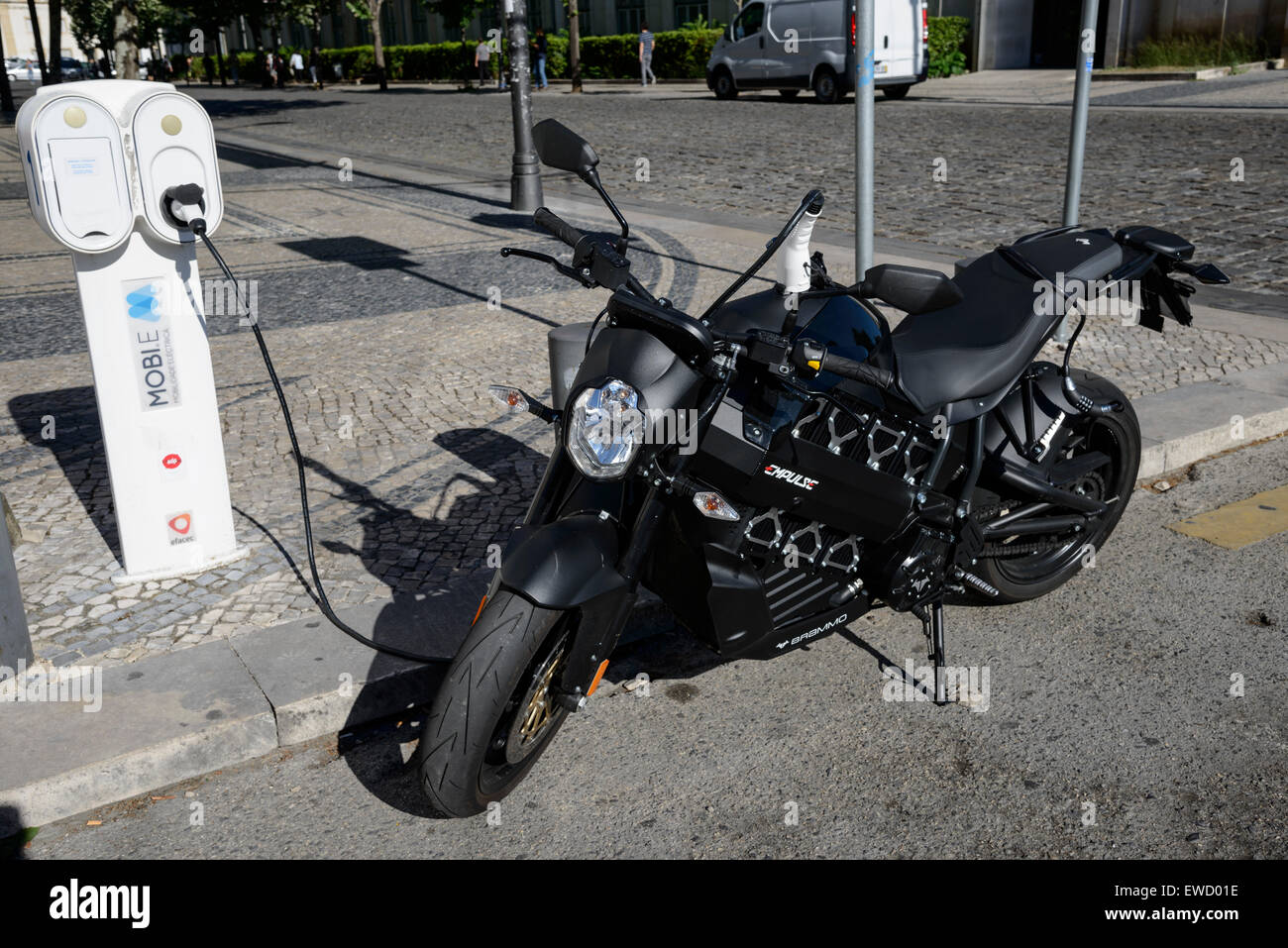 electric motorcycle charging
