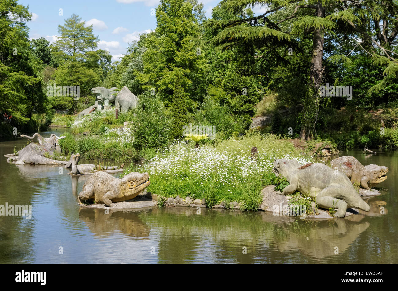 Crystal Palace Park, sculptures of dinosaurs, London England United Kingdom UK Stock Photo
