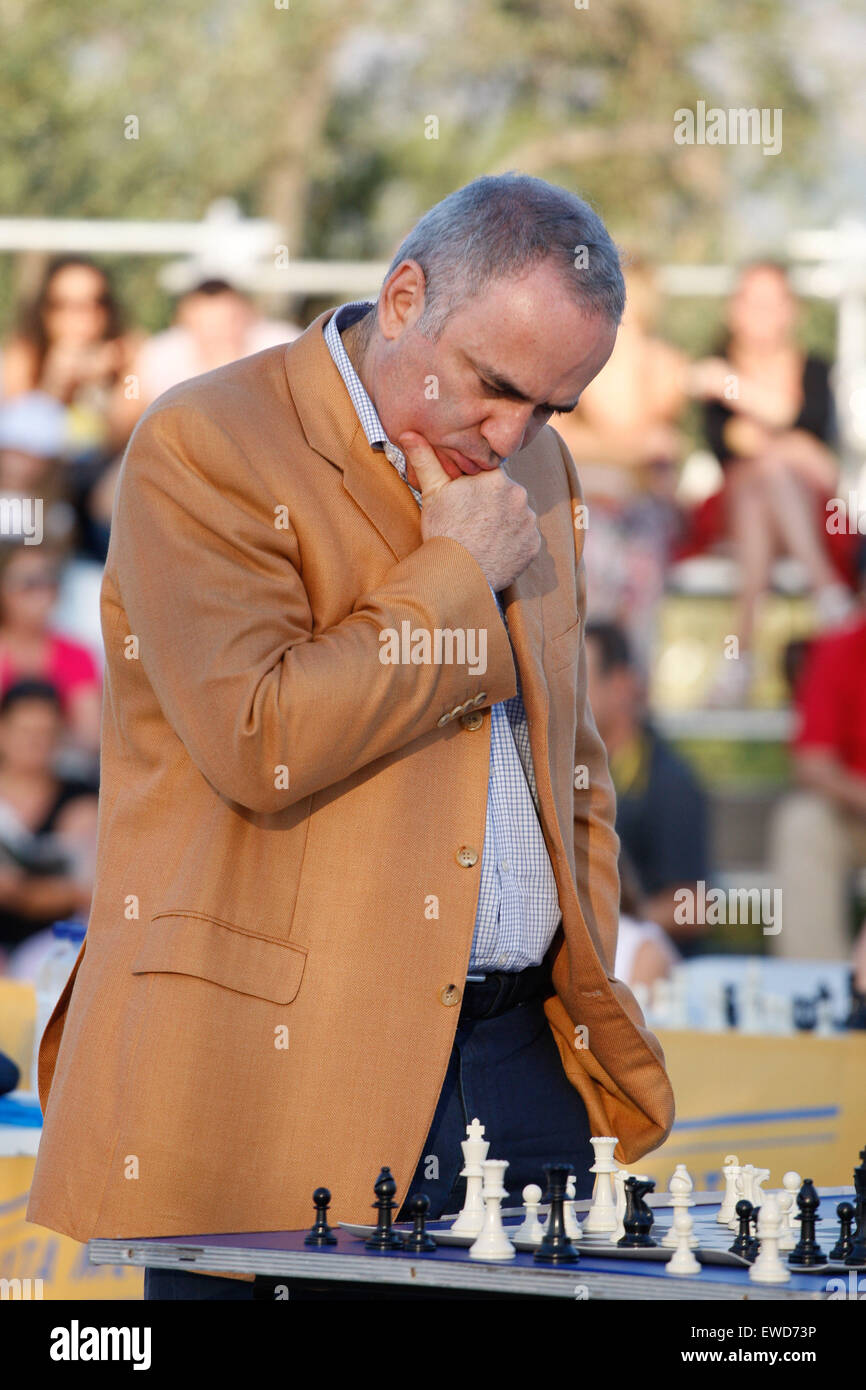 Kasparov garry hi-res stock photography and images - Page 3 - Alamy