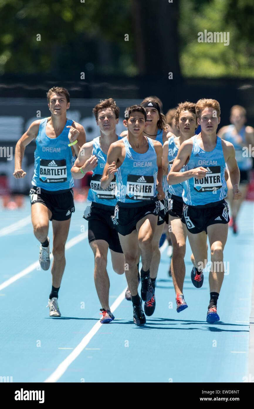 Grant Fisher competing in the Boys Dream 1 mile at the 2015 Adidas Stock  Photo - Alamy