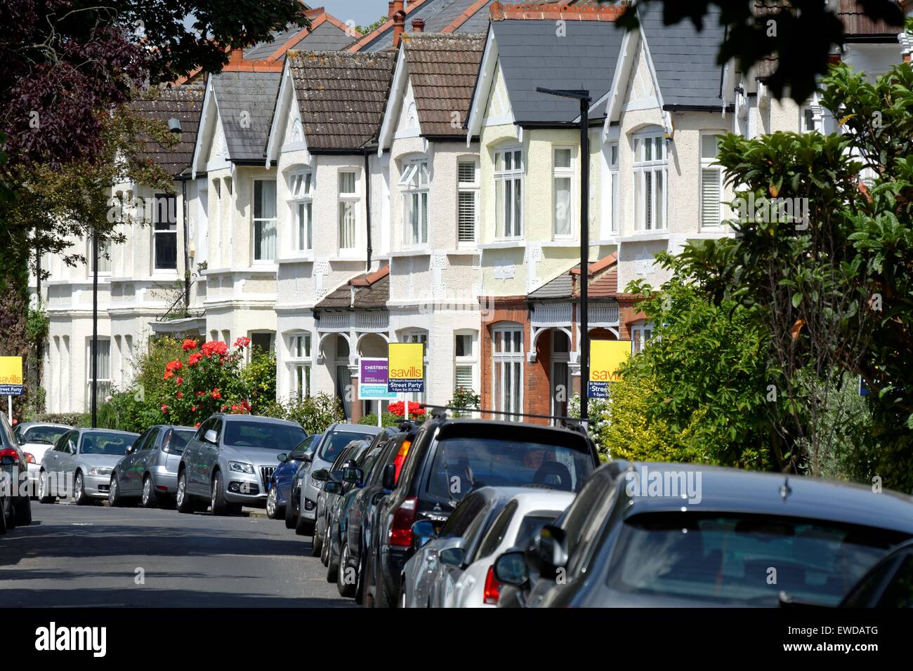 Terraced houses on Elwood road Chiswick London Stock Photo Alamy