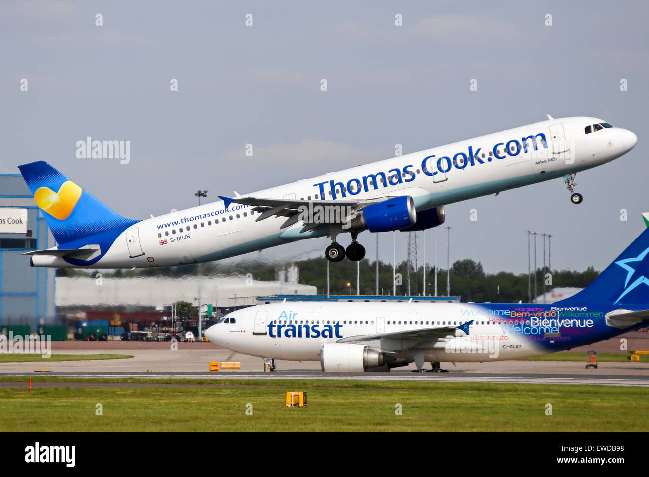 Thomas Cook Airbus A321 climbs away from runway 05L at Manchester airport. Stock Photo