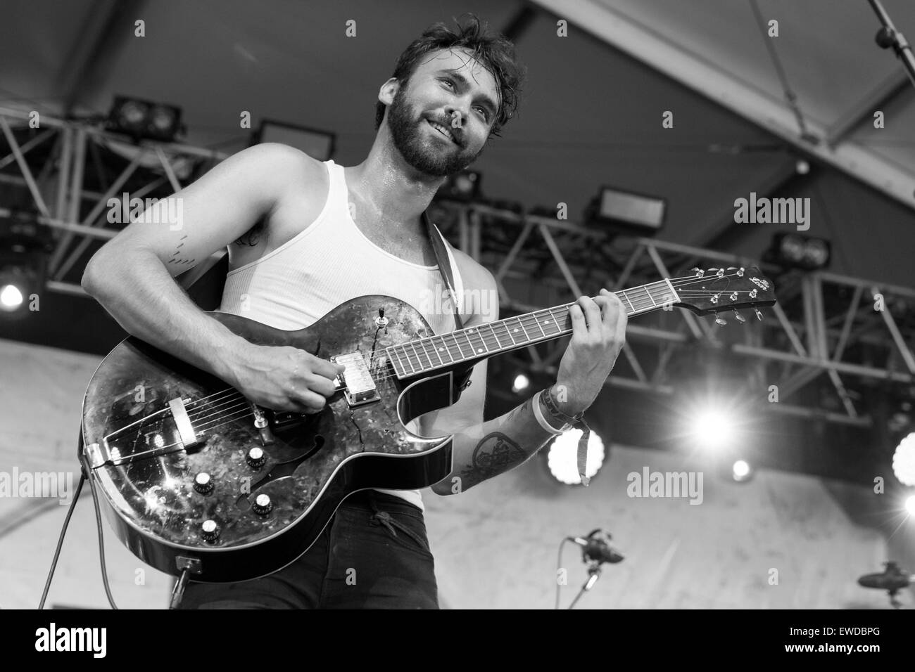 Manchester, Tennessee, USA. 14th June, 2015. Musician SHAKEY GRAVES performs live on stage at the Bonnaroo Arts and Music Festival in Manchester, Tennessee © Daniel DeSlover/ZUMA Wire/Alamy Live News Stock Photo