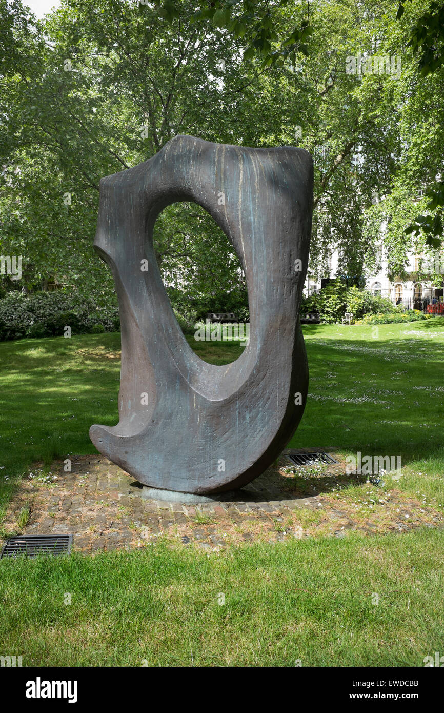 View Sculpture by Naomi Blake Fitzroy Square London Stock Photo - Alamy