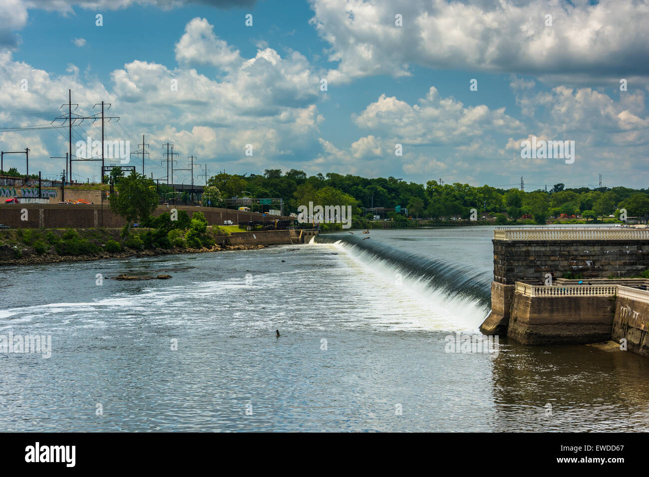 Dam on the Schuylkill River, seen from Fairmount Park in Philadelphia, Pennsylvania. Stock Photo