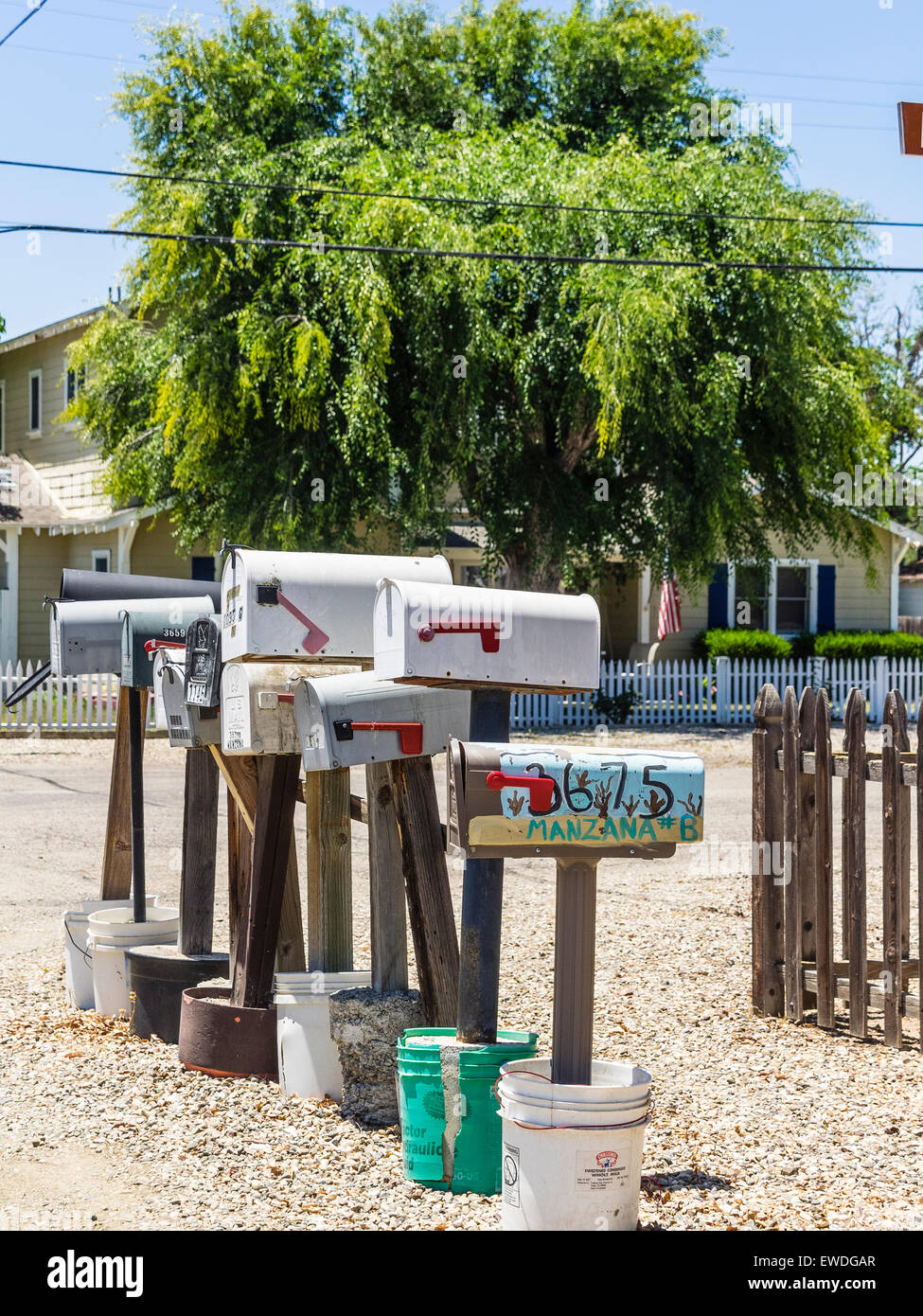 Rural mailboxes usa hires stock photography and images Alamy