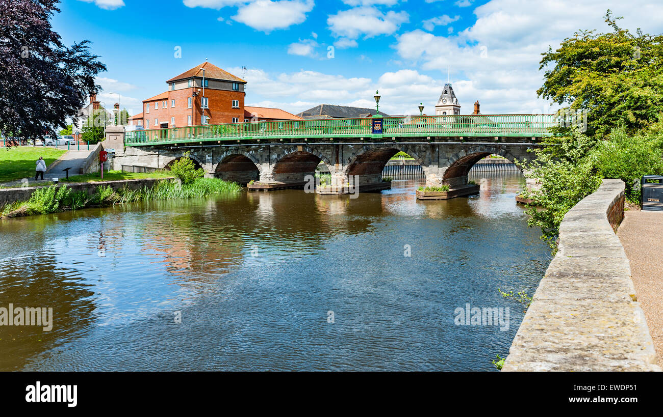 Trent river bridge hires stock photography and images Alamy