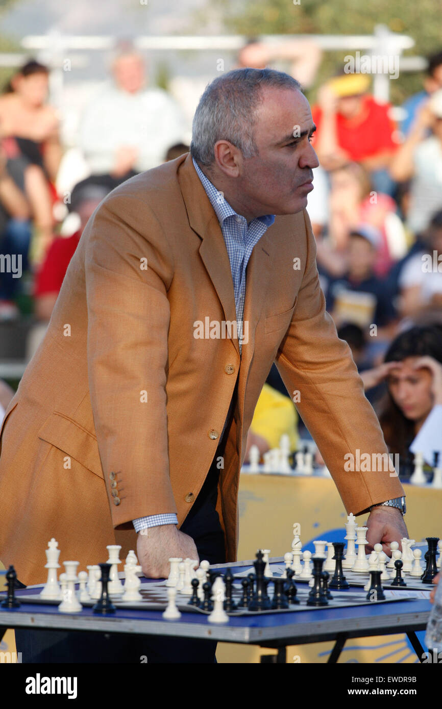 World chess champion garry kasparov hi-res stock photography and