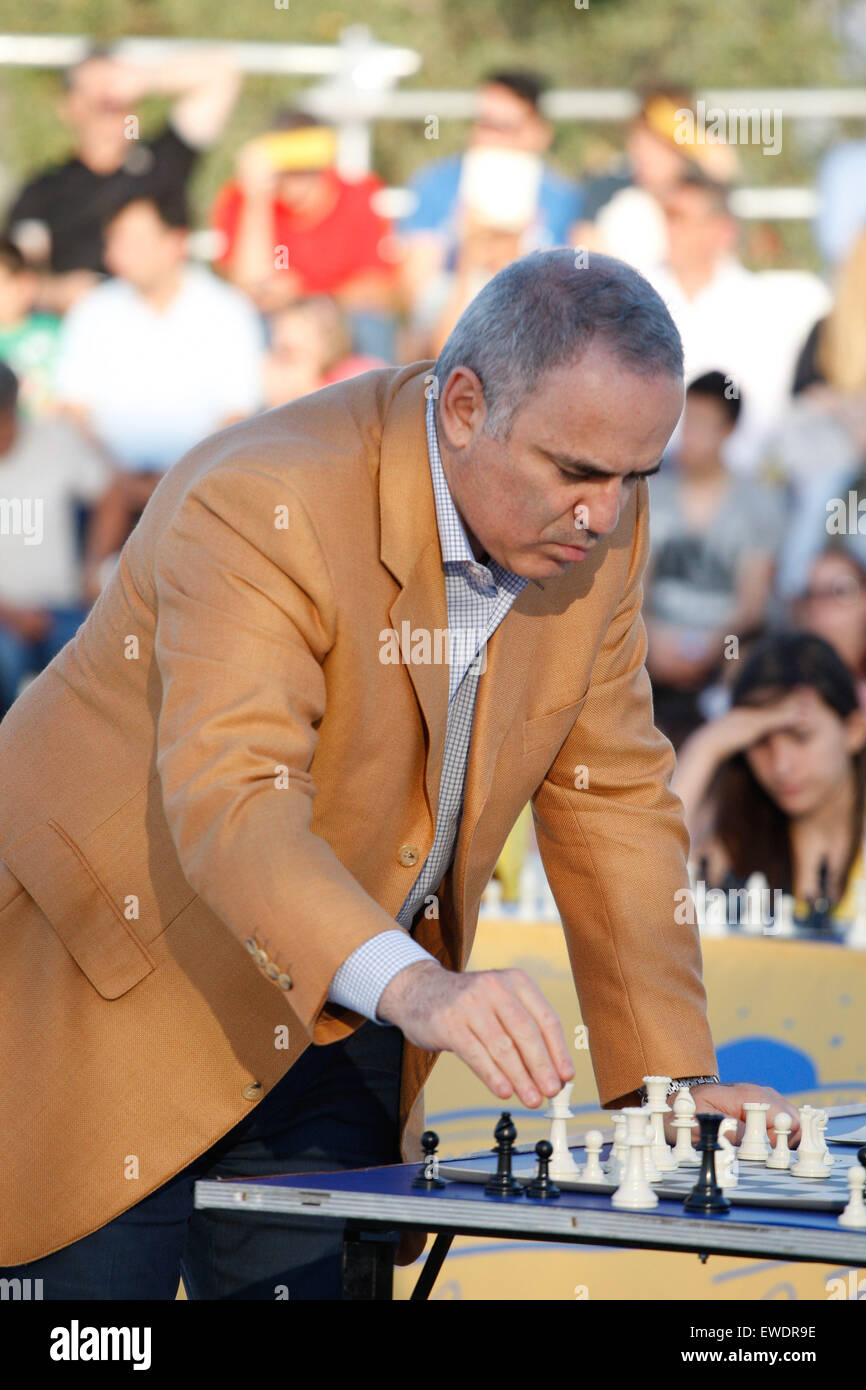 Kasparov garry hi-res stock photography and images - Page 3 - Alamy