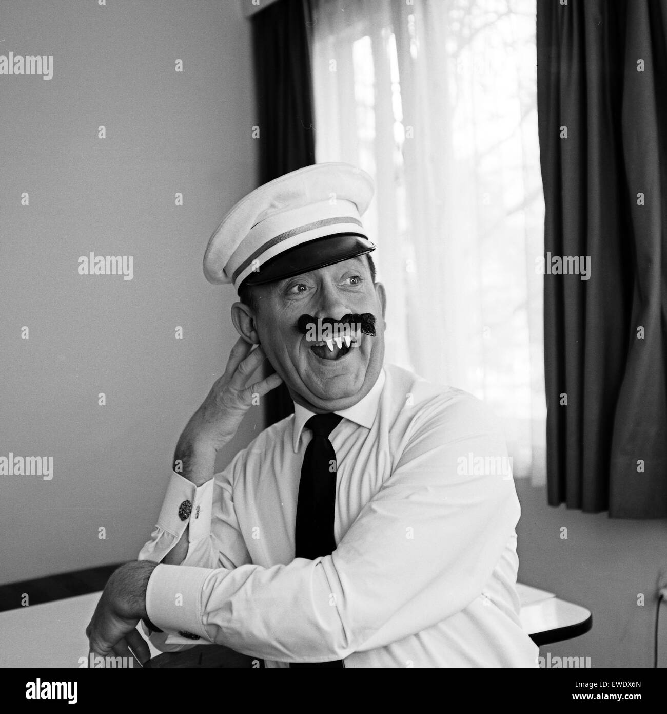 Der dänische Schauspieler Boyd Bachmann in Hamburg, Deutschland 1960er Jahre. Danish actor Boyd Bachmann at Hamburg, Germany 1960s. Stock Photo