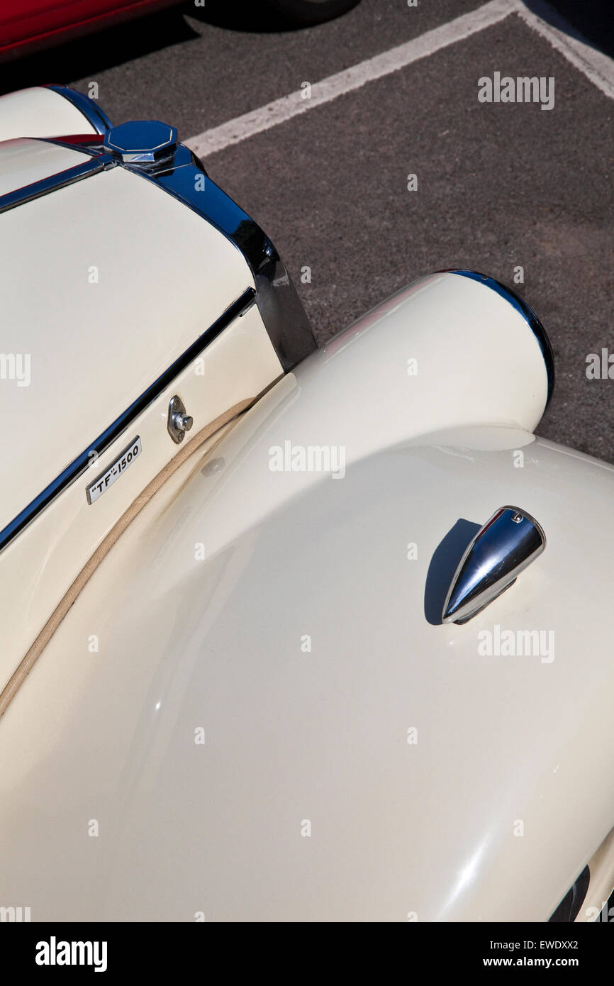 Detail of front wing of MG TF 1500 in Old English white with red leather interior Stock Photo