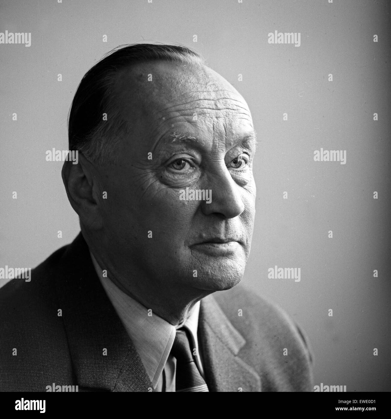 Deutscher Komponist und Autor Willi Kollo,