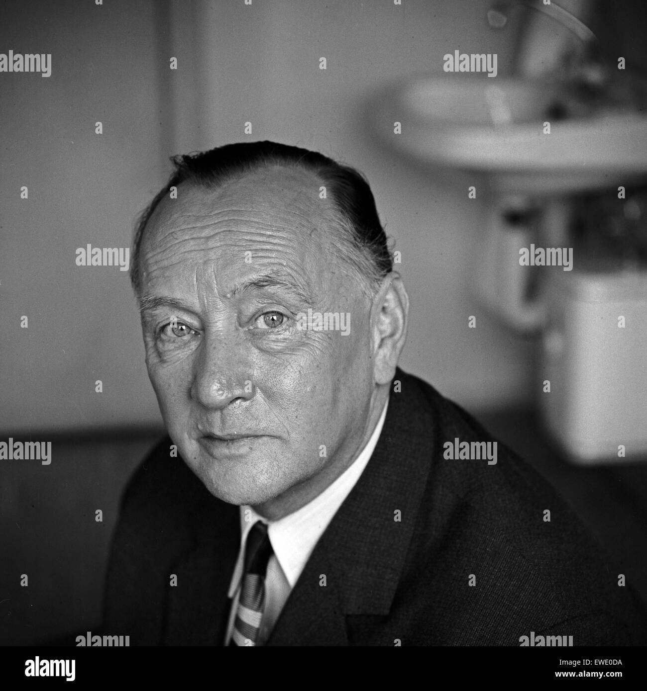 Deutscher Komponist und Autor Willi Kollo,