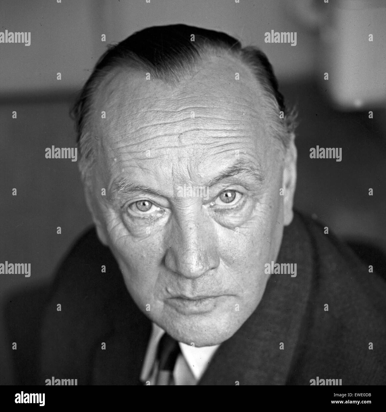 Deutscher Komponist und Autor Willi Kollo,