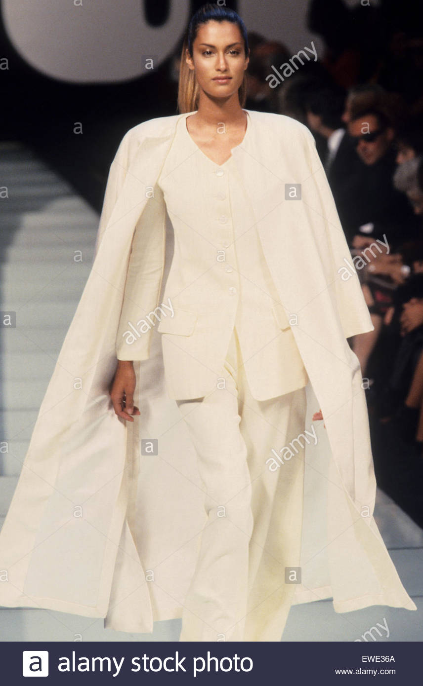 Yasmeen Ghauri CAN 2 1996-1997 photo pics Yasmeen Ghauri CAN 2 1996-1997