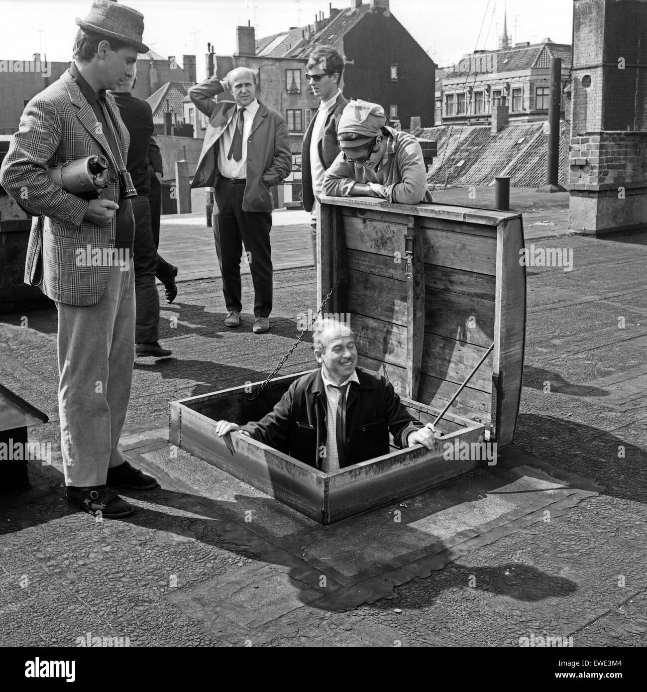Die Gentlemen bitten zur Kasse, Fernsehminiserie, Deutschland 1966, Regie John Olden, Claus Die Gentlemen bitten zur Kasse, Fernsehminiserie, Deutschland 1966, Regie John Olden, Claus