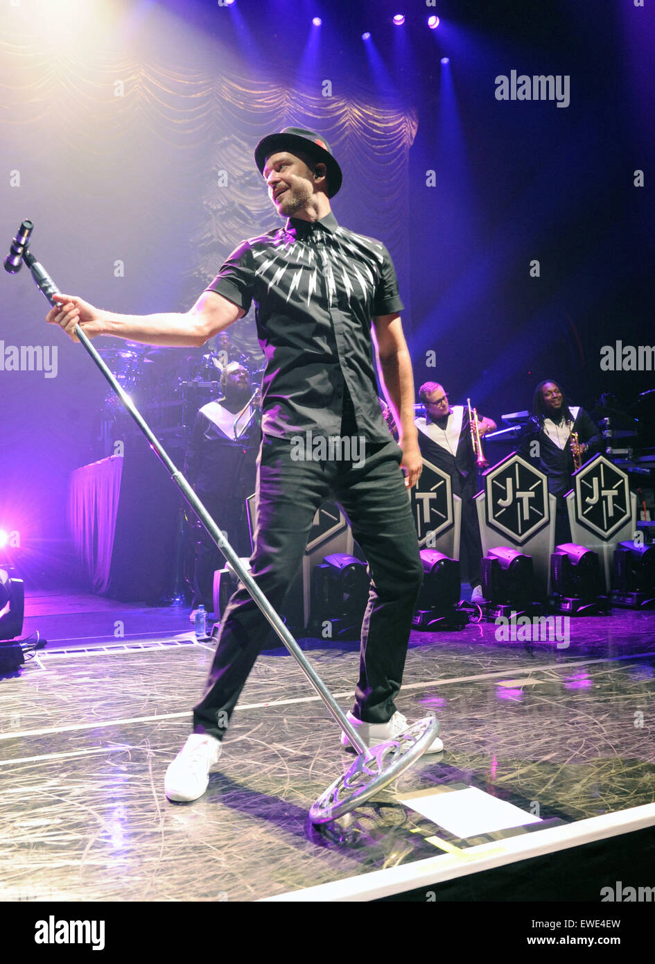 New York City, NY. USA. Justin Timberlake performs during an exclusive