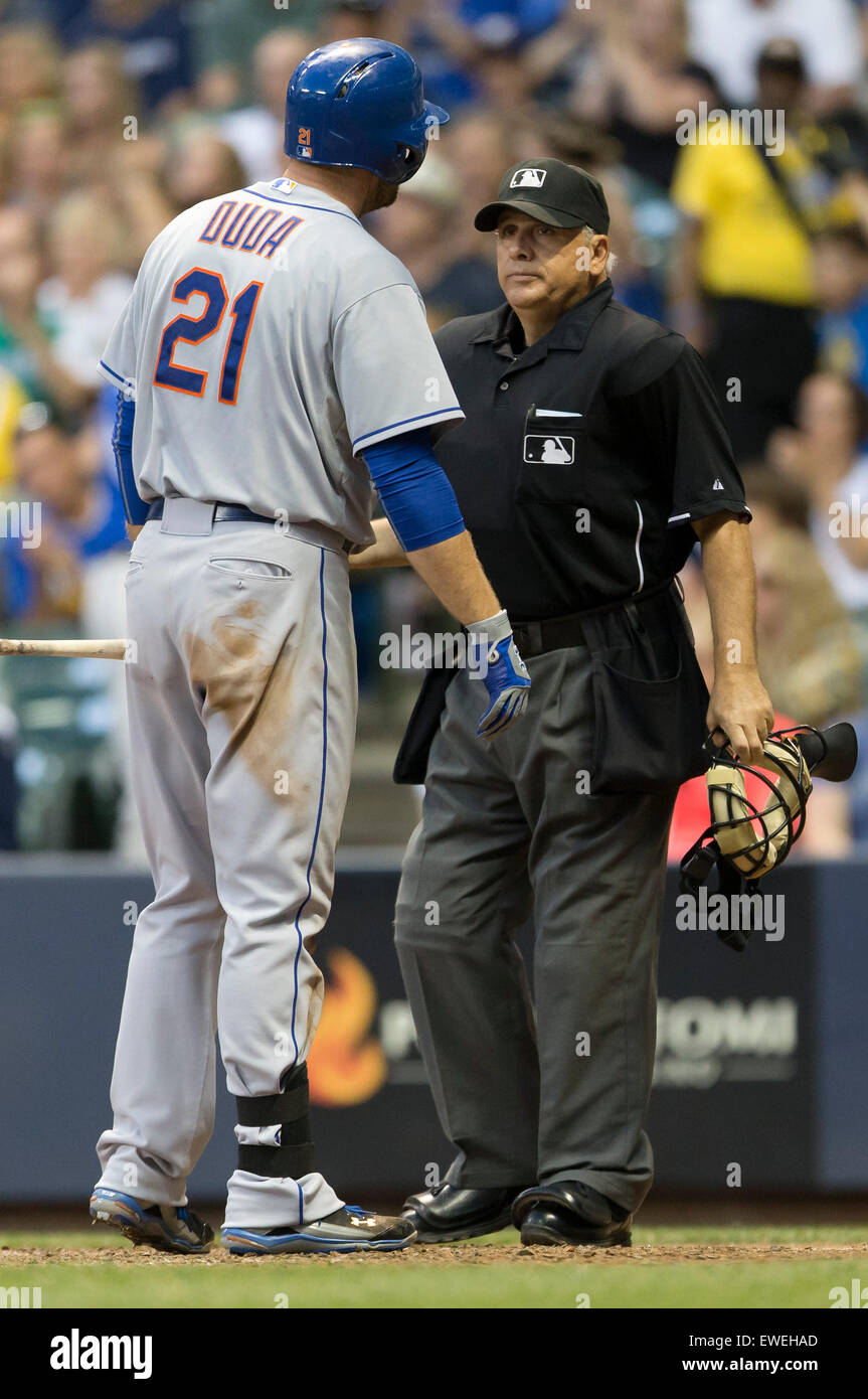 Milwaukee, WI, USA. 23rd June, 2015. New York Mets first baseman Lucas Duda #21 discusses a call with the home plate umpire in the Major League Baseball game between the Milwaukee Brewers and the New York Mets at Miller Park in Milwaukee, WI. John Fisher/CSM/Alamy Live News Stock Photo
