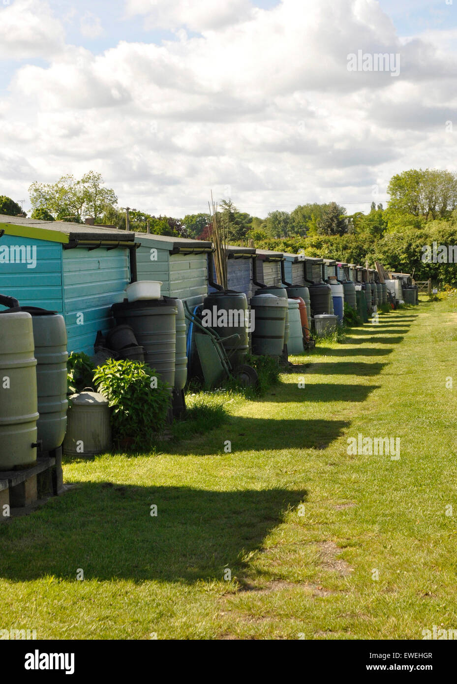 Sheds bright colour hi-res stock photography and images - Alamy