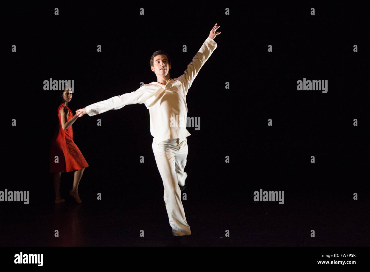 Pictured: 'Memory of What Could Have Happened', choreographed by Renato Paroni de Castro with Sarah Kundi, Vitor Menezes and Guilherme Menezes performing. The English National Ballet (ENB) presents Choreographics, dance created by emerging and developing choreographers inspired by the theme of 'Post-War America' at the Lilian Baylis Studio/Sadler's Wells. Stock Photo