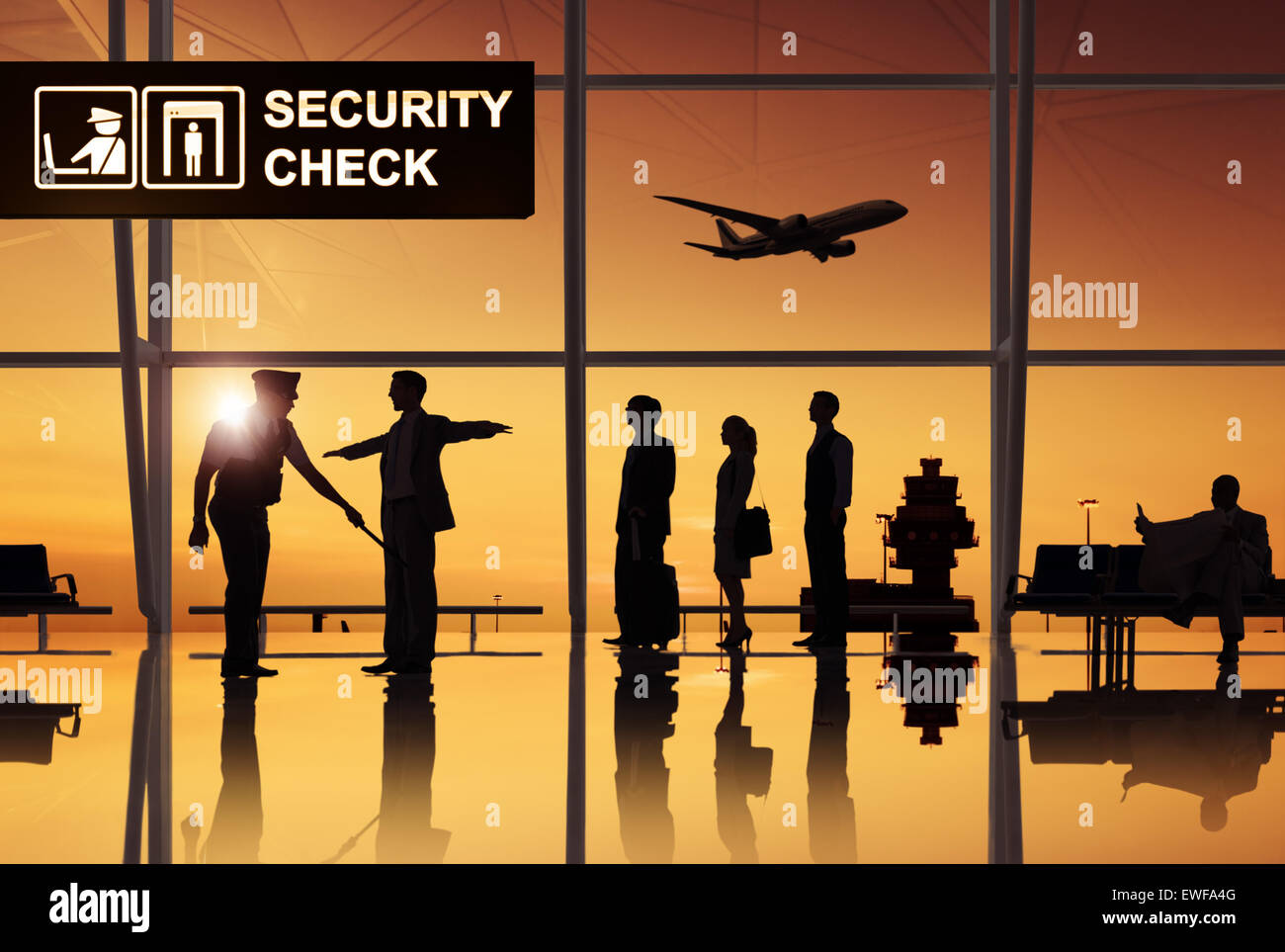 Reading waiting queue airport hi-res stock photography and images - Alamy