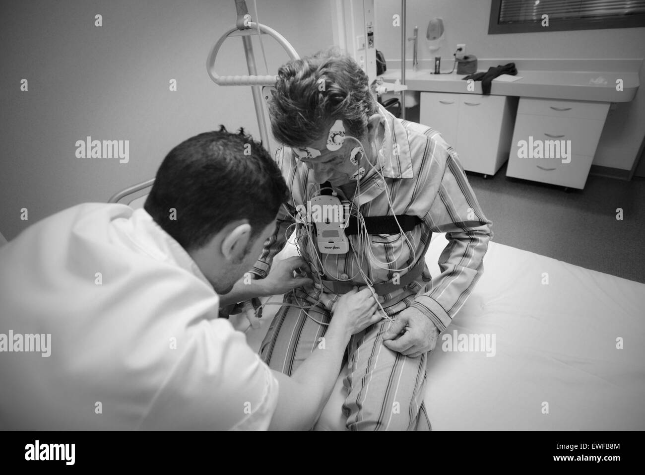 Sleep Study Electrodes High Resolution Stock Photography and Images Alamy