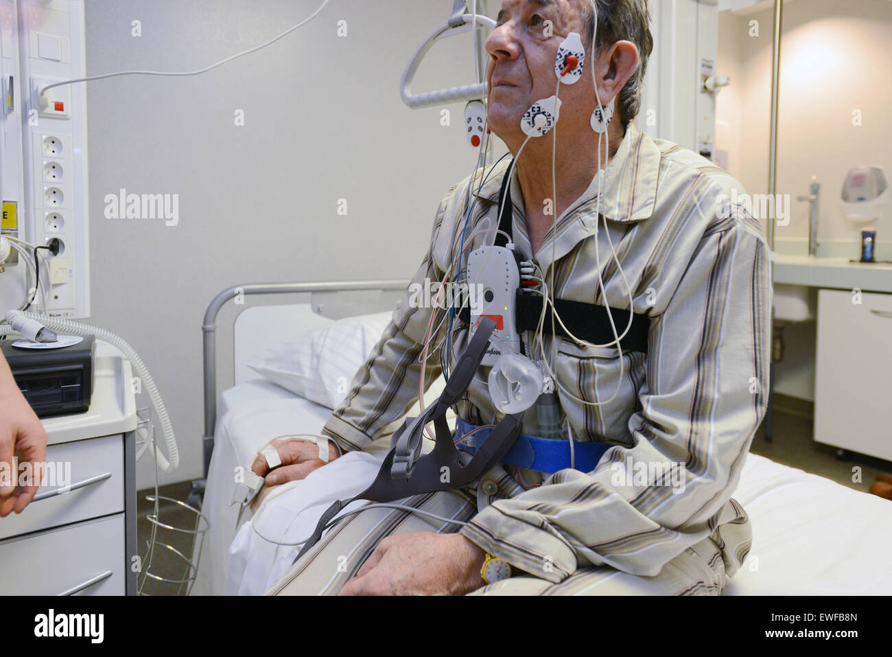 POLYSOMNOGRAPHY Stock Photo - Alamy