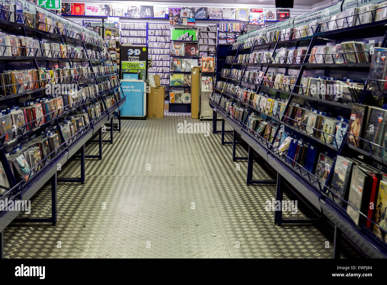 Cd shop hi-res stock photography and images - Alamy