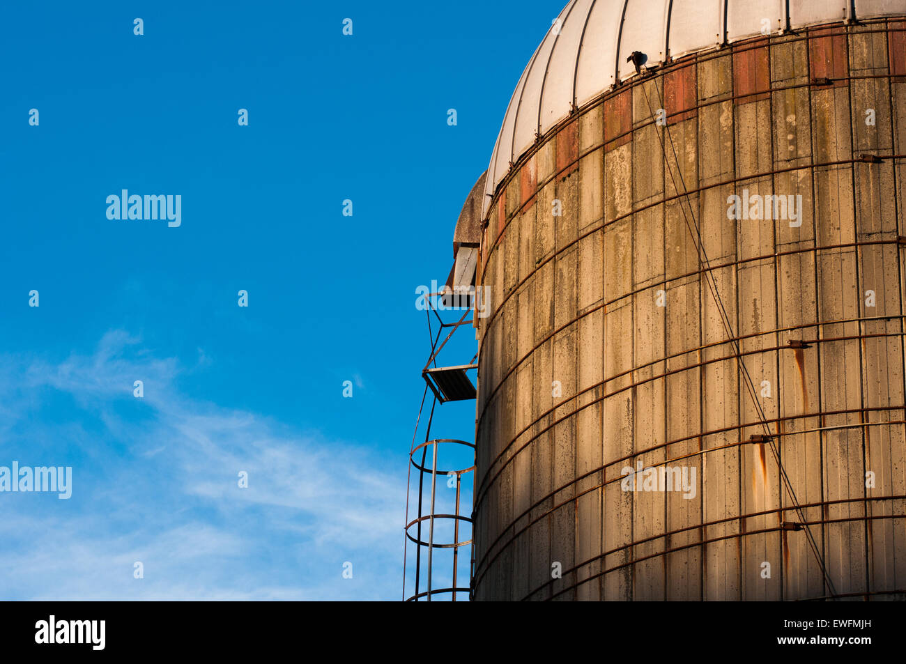 An old grain silo in Bedford, New Hampshire, USA Stock Photo Alamy