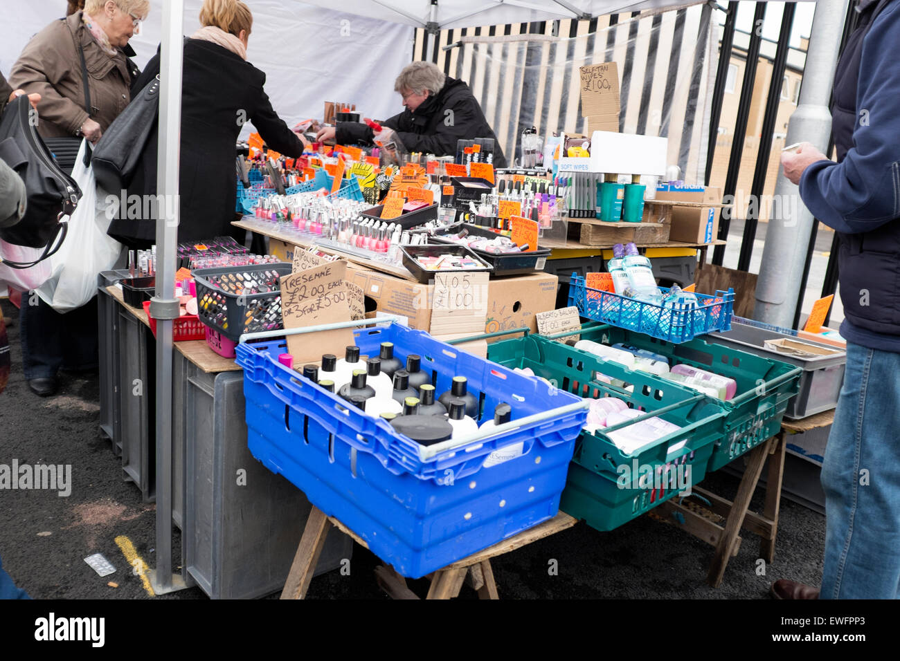 English Street High Resolution Stock Photography and Images - Alamy