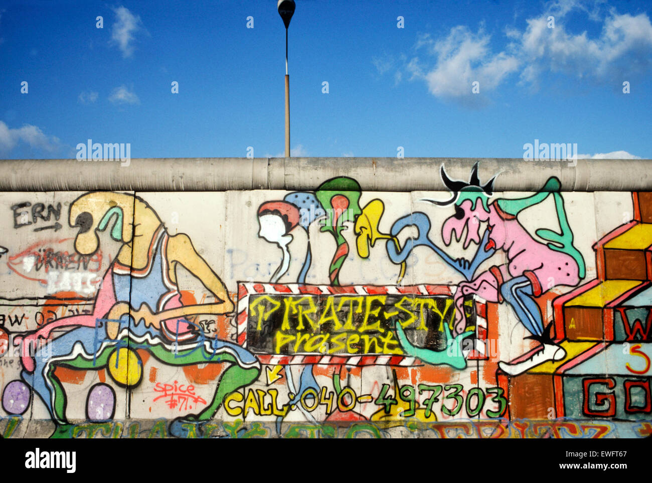 Berlin, Germany, Graffiti on the Berlin Wall in the Stresemannstrasse ...