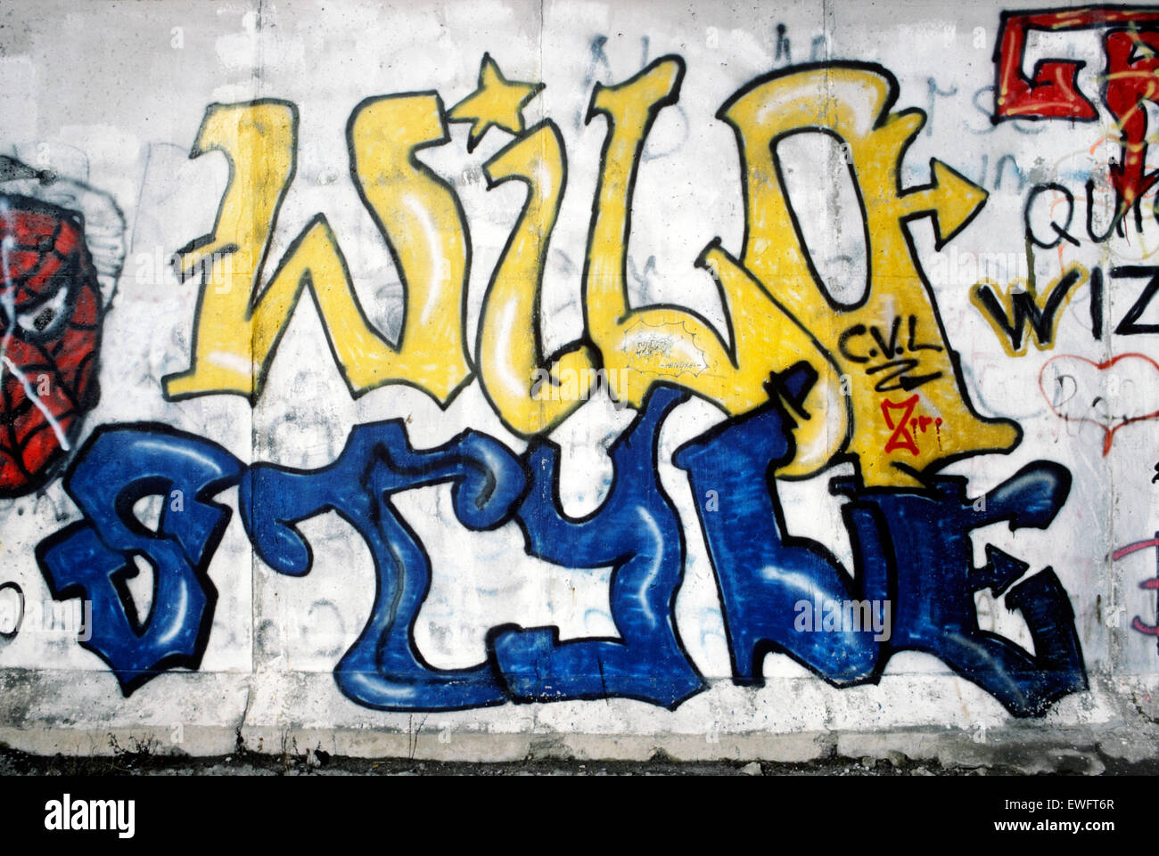 Berlin, Germany, Graffiti on the Berlin Wall in the Stresemannstrasse ...