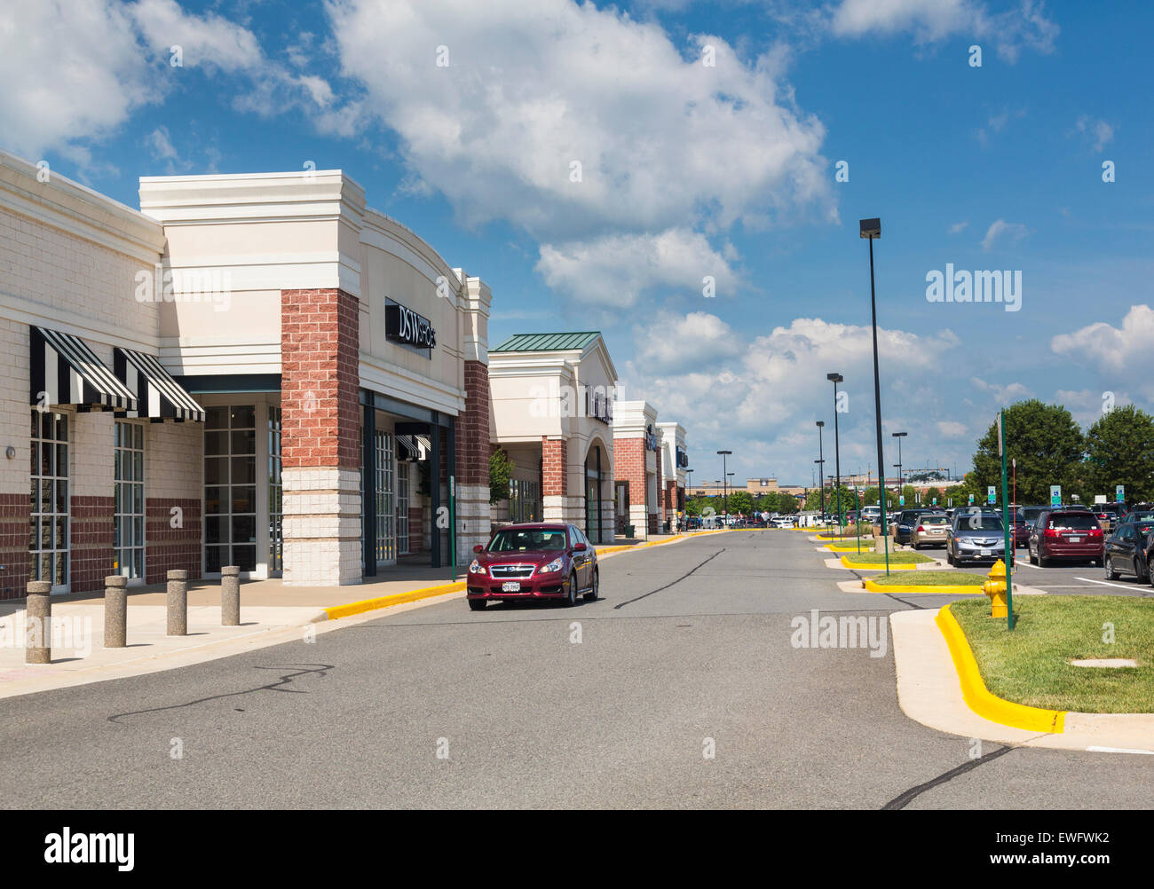 Entrance to row of large superstore stores and car park in Gainesville, Virginia, USA Stock Photo