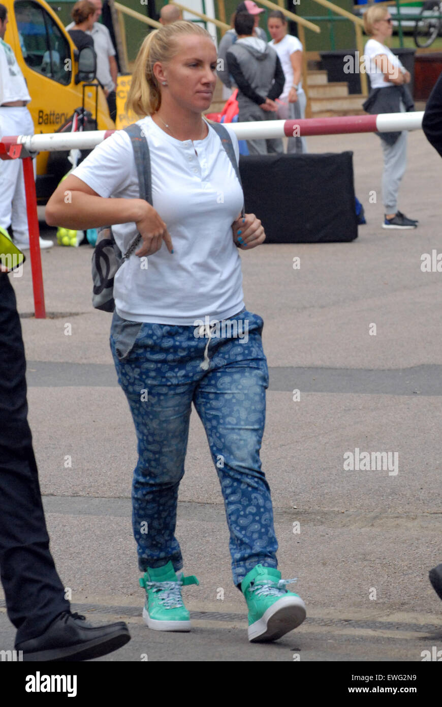 Svetlana kuznetsova wimbledon 2015 hi-res stock photography and images