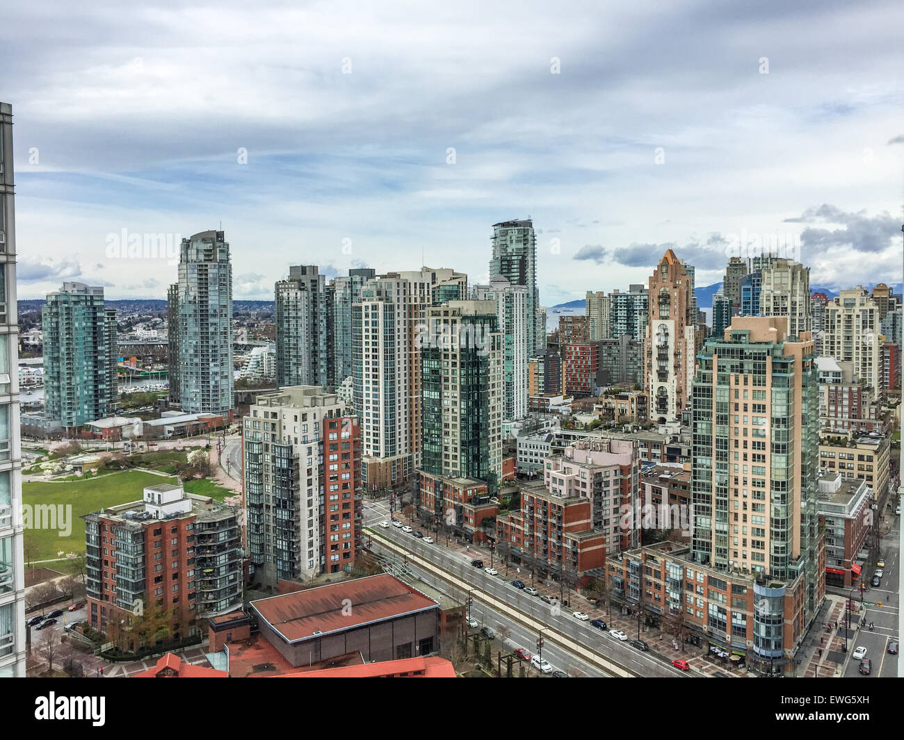 Picture of Vancouver highrise Condos Stock Photo - Alamy
