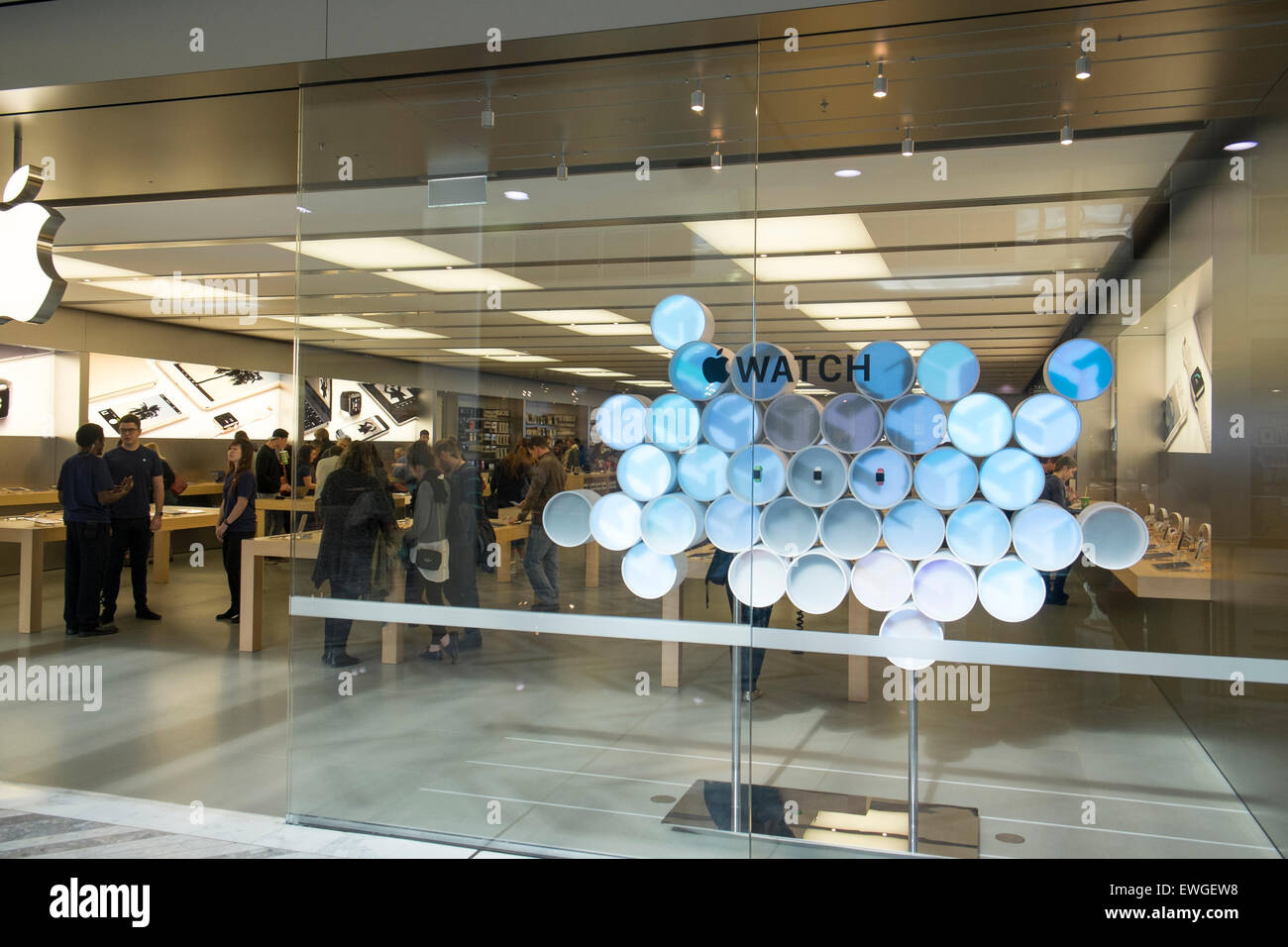 Retail apple hires stock photography and images Alamy