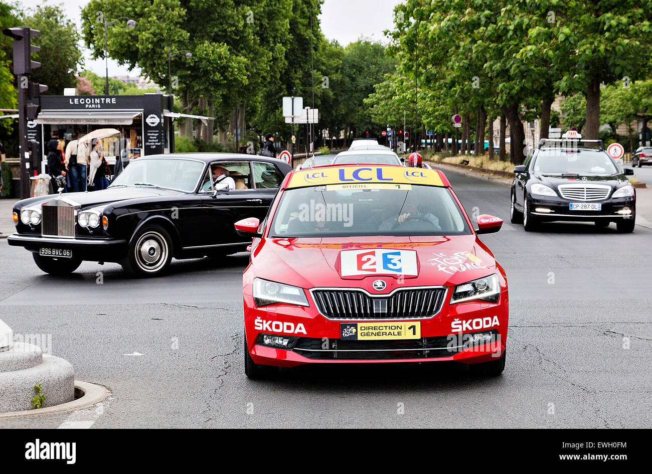 Skoda Superb, Tour de France, red, car for director Stock Photo Alamy