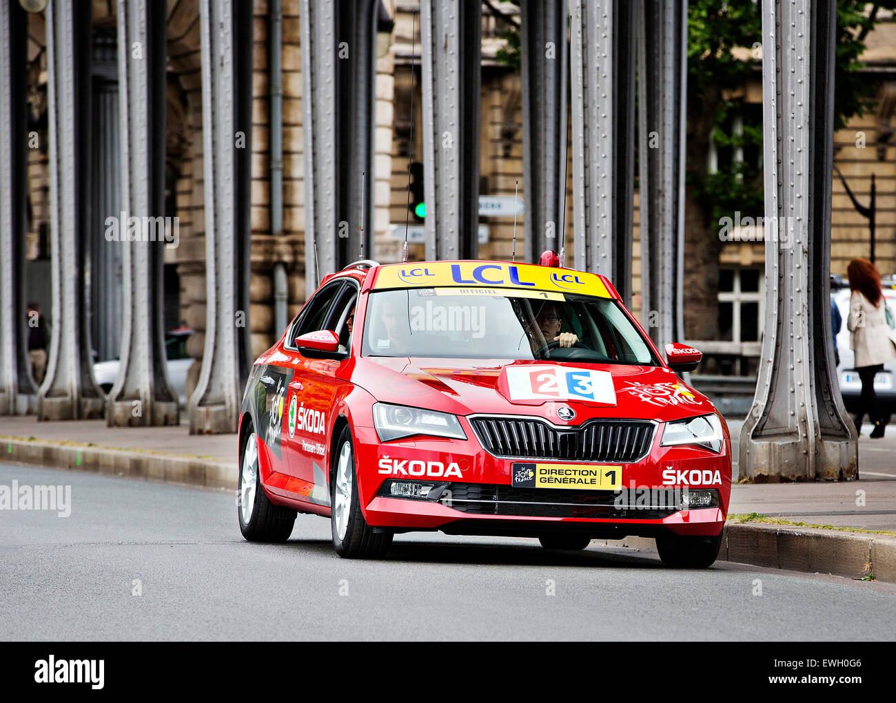 Skoda Superb, Tour de France, red, car for director Stock Photo Alamy