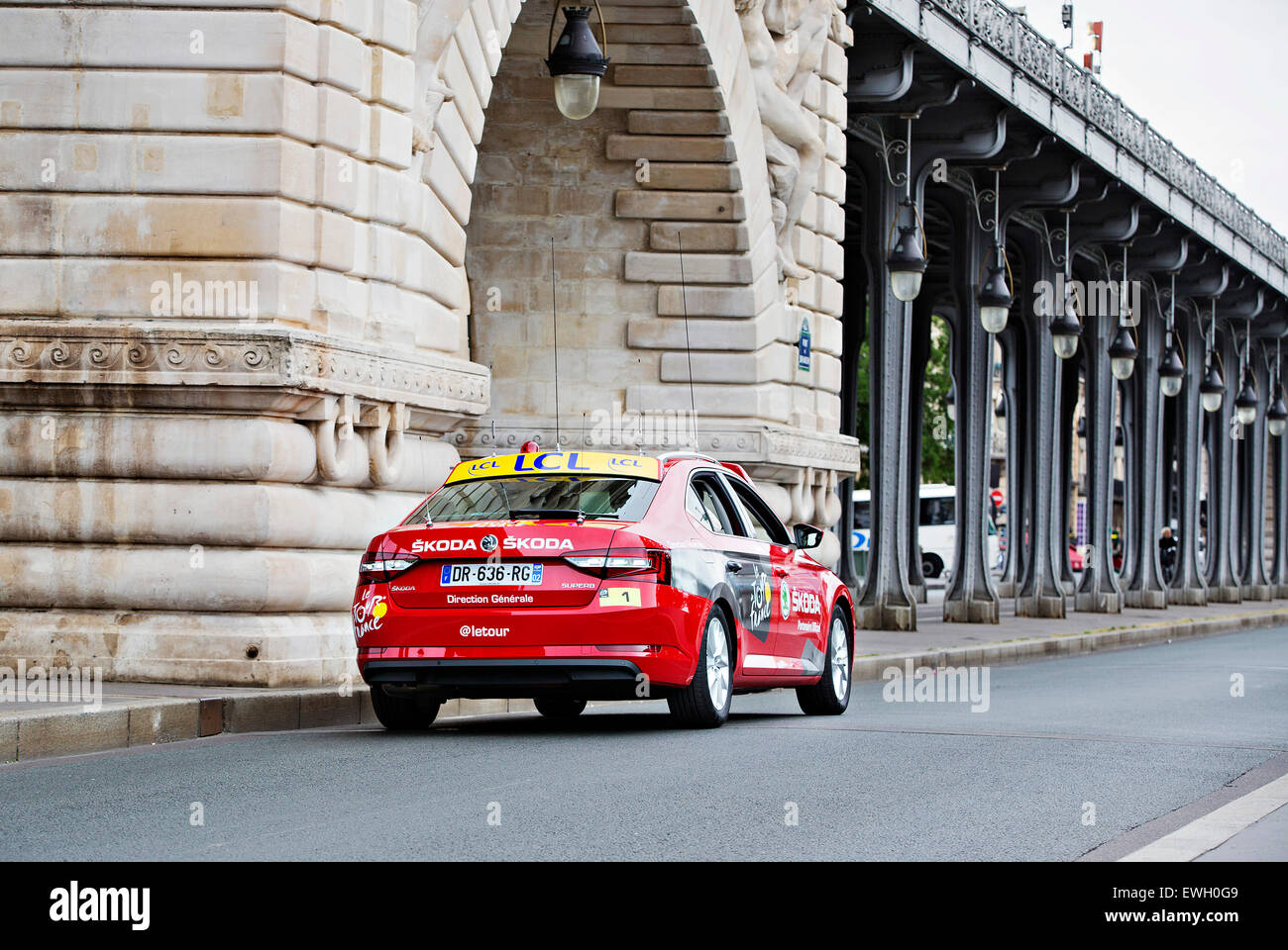 Skoda Superb, Tour de France, red, car for director Stock Photo Alamy