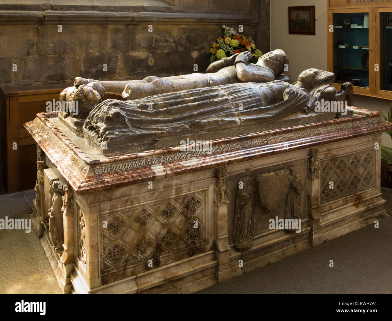 UK, Derbyshire, Tideswell, church Bower Chapel, effigies of Sir Thurstan and Lady Margaret de Bower Stock Photo