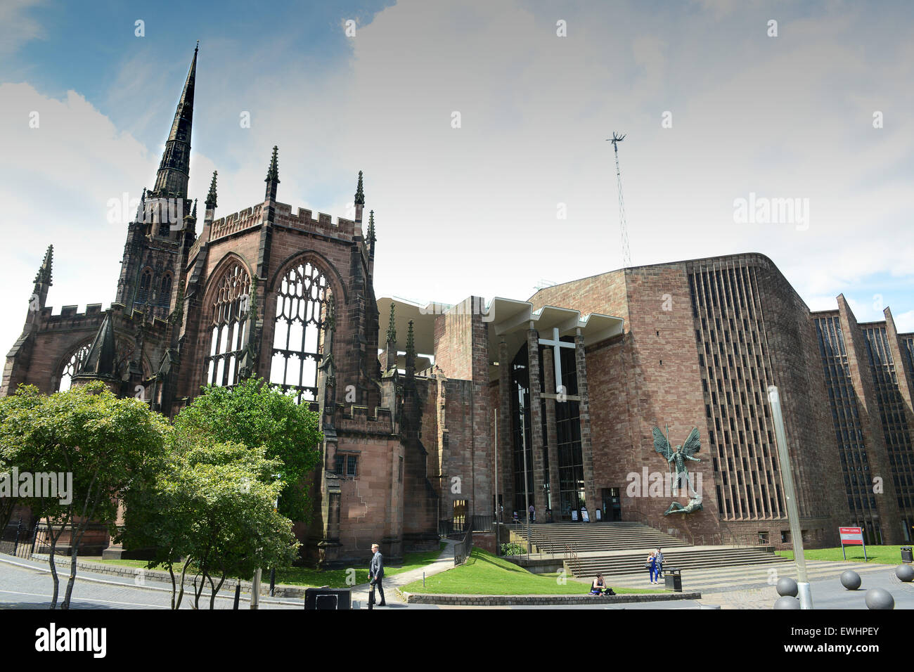 Coventry Cathedral ruins and modern cathedral ruined England UK Stock Photo